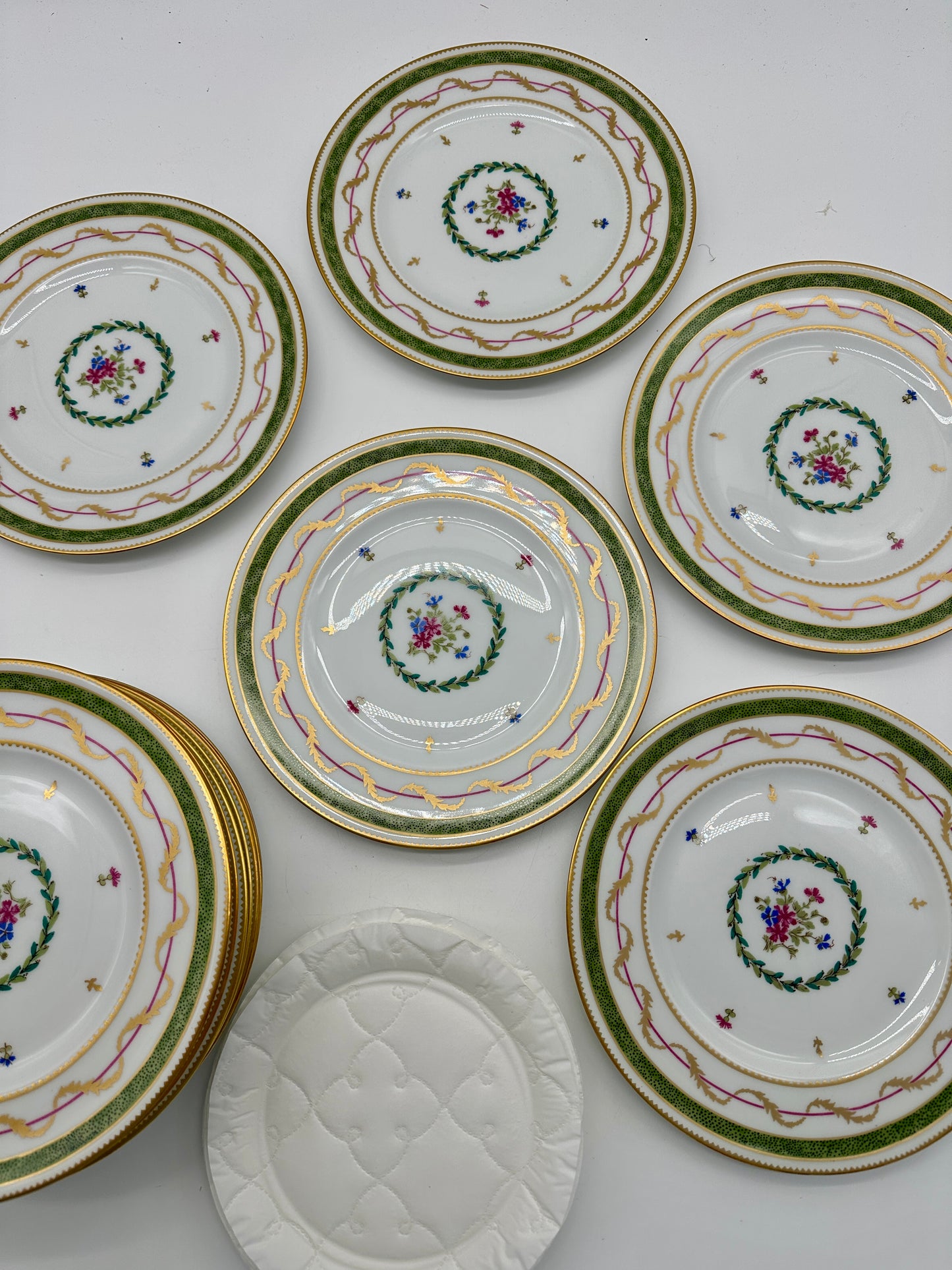 12 Limoges Vieux Paris Plates