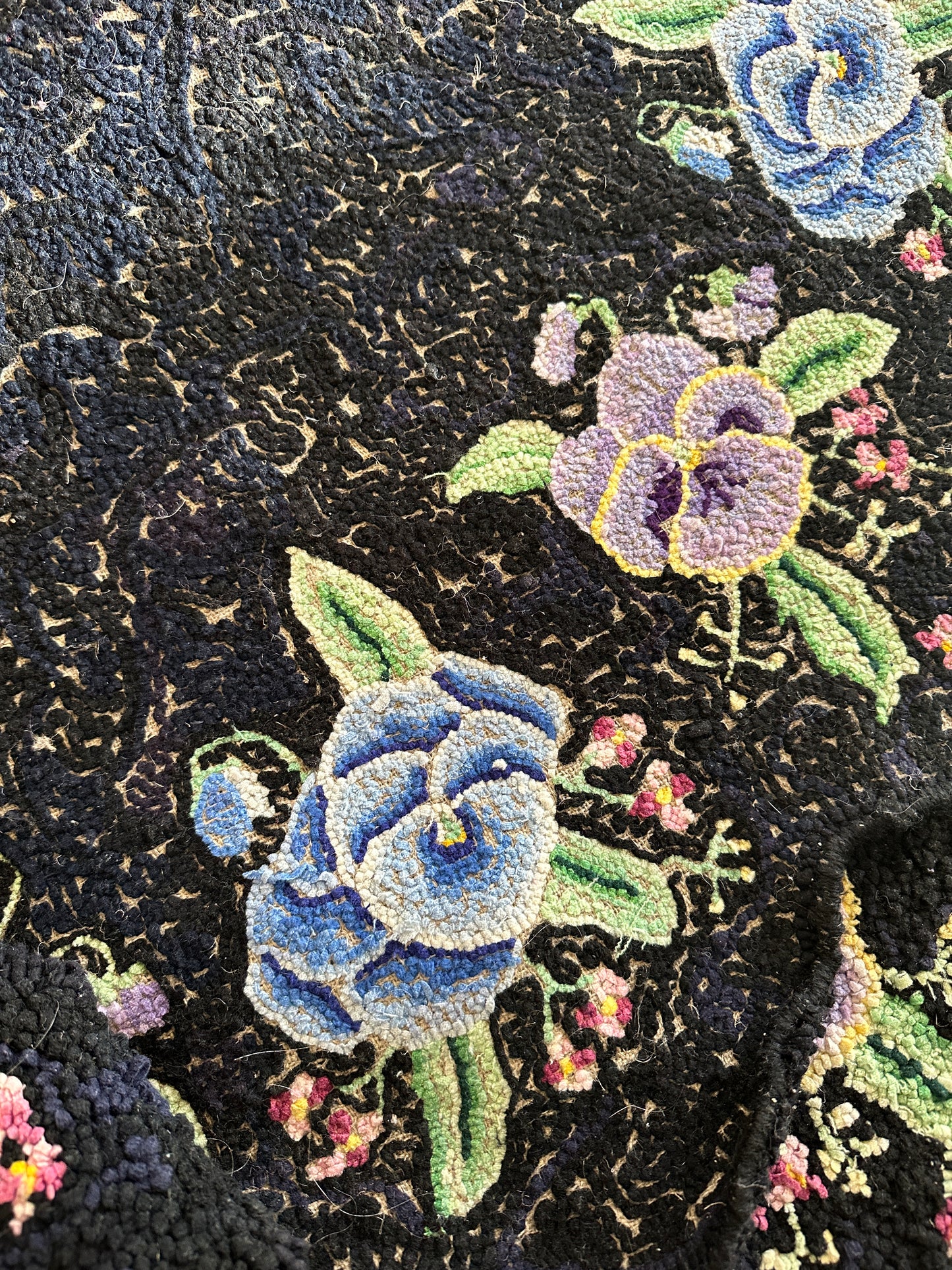 Hooked Violets Rug
