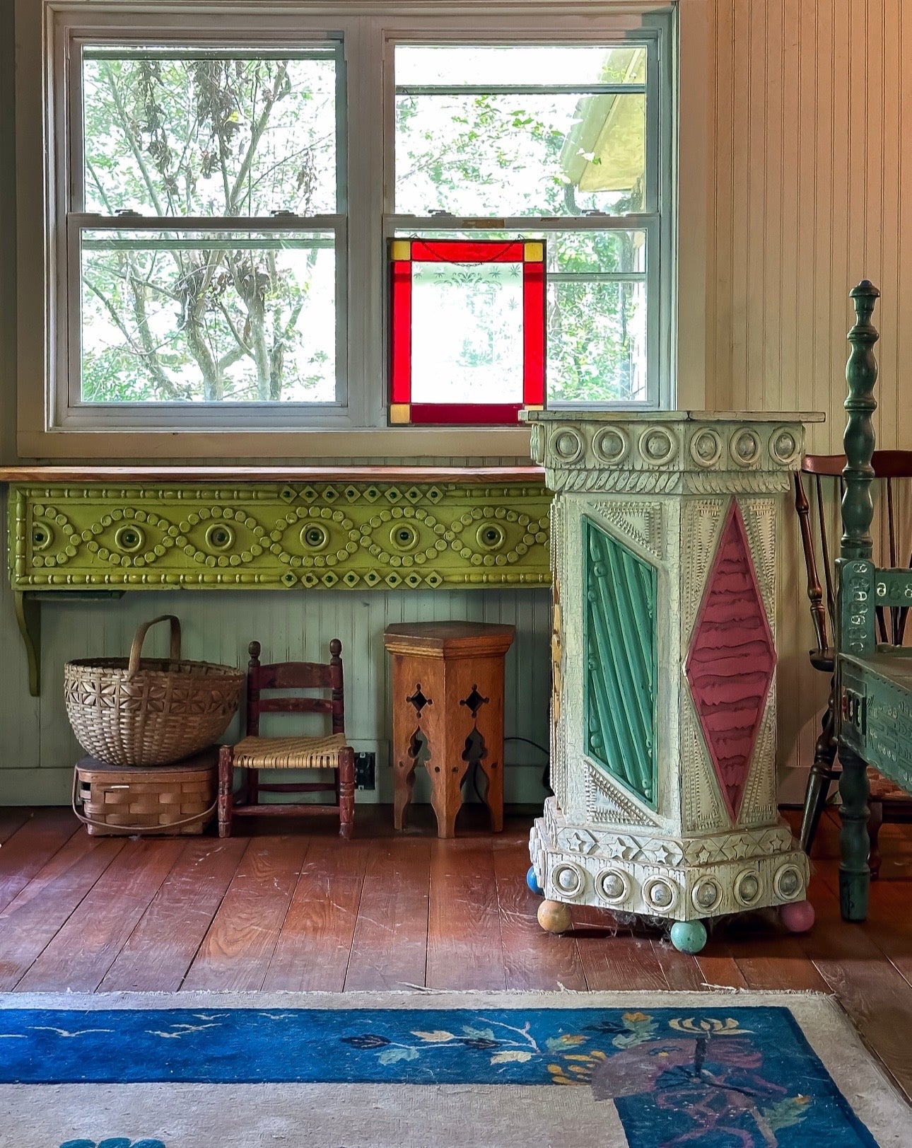 Folk Art Wall Box Ledge