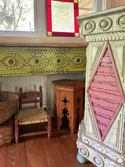 Folk Art Wall Box Ledge