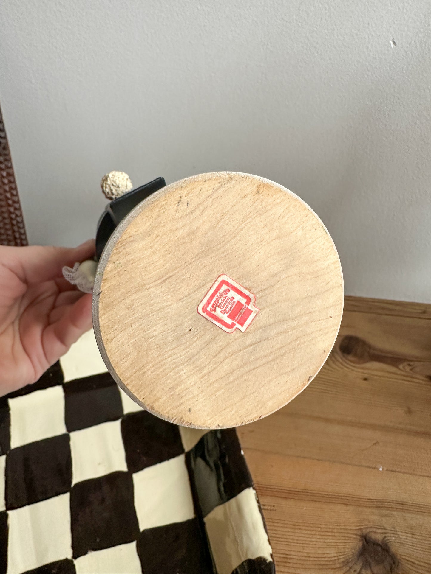 Erzgebirge Mr. Rabbit Nutcracker